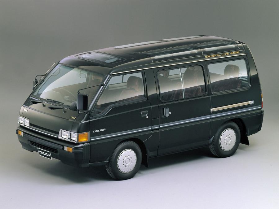  Mitsubishi Delica Star Wagon 1986 года  (фото 3 из 7)